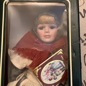 Geppeddo Fairy Tale Series Porcelain Cinderella